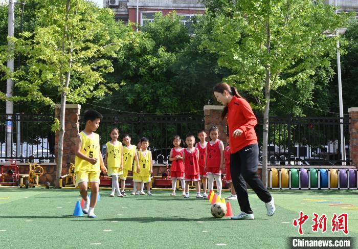 冠军回乡铸就希望：保定这座奥运冠军之城的青