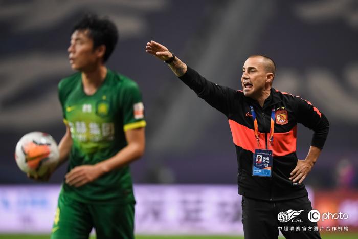 卫冕冠军意外丢冠：恒大年轻一代在成长阵痛中