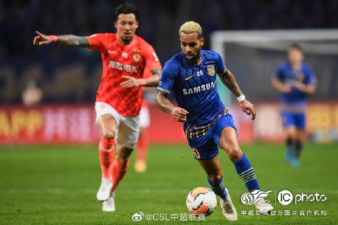 卫冕冠军意外丢冠：恒大年轻一代在成长阵痛中